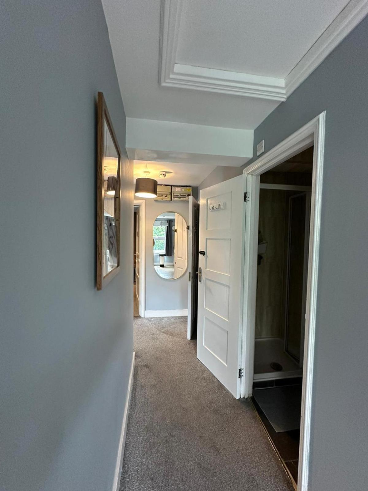 Cosy 2 Bedrooms Apartment 런던 외부 사진